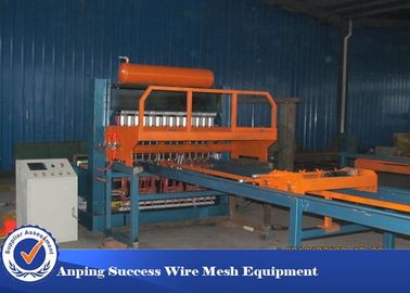 China 60 veces/la malla trifilar mínima que hace la máquina para las aves de corral enreda funcionamiento estable proveedor