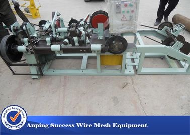 China Alta máquina eficiente del alambre de púas de la maquinilla de afeitar, máquina 1500kg de la tela metálica proveedor