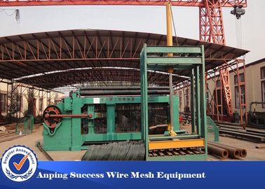 China malla galvanizada 3300m m de Gabion Mesh Machine Weaving Large Wire proveedor