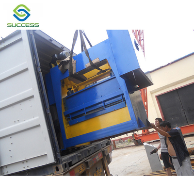 China Máquina de soldadura automática de cercas controlada por PLC 2.5KVA Potencia de entrada para soldadura continua proveedor