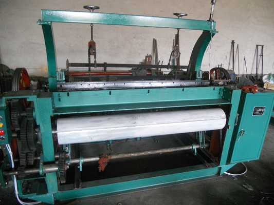 China Máquina de tejido de alta anchura para la producción textil proveedor
