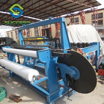 China Ancho de la red 2300-4300mm Maquina de tejido de malla de alambre encrucijada 7.5kw Potencia proveedor