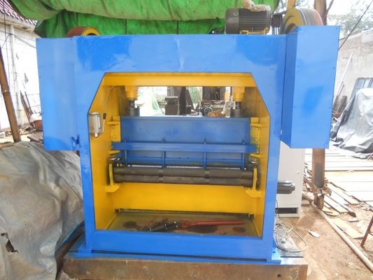 China Sistema de soldadura de malla de alambre controlado por PLC para la presión de soldadura 0-100KN Producción proveedor